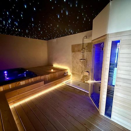 سُت La Maison De Ville - Piscine - Spa المظهر الخارجي الصورة