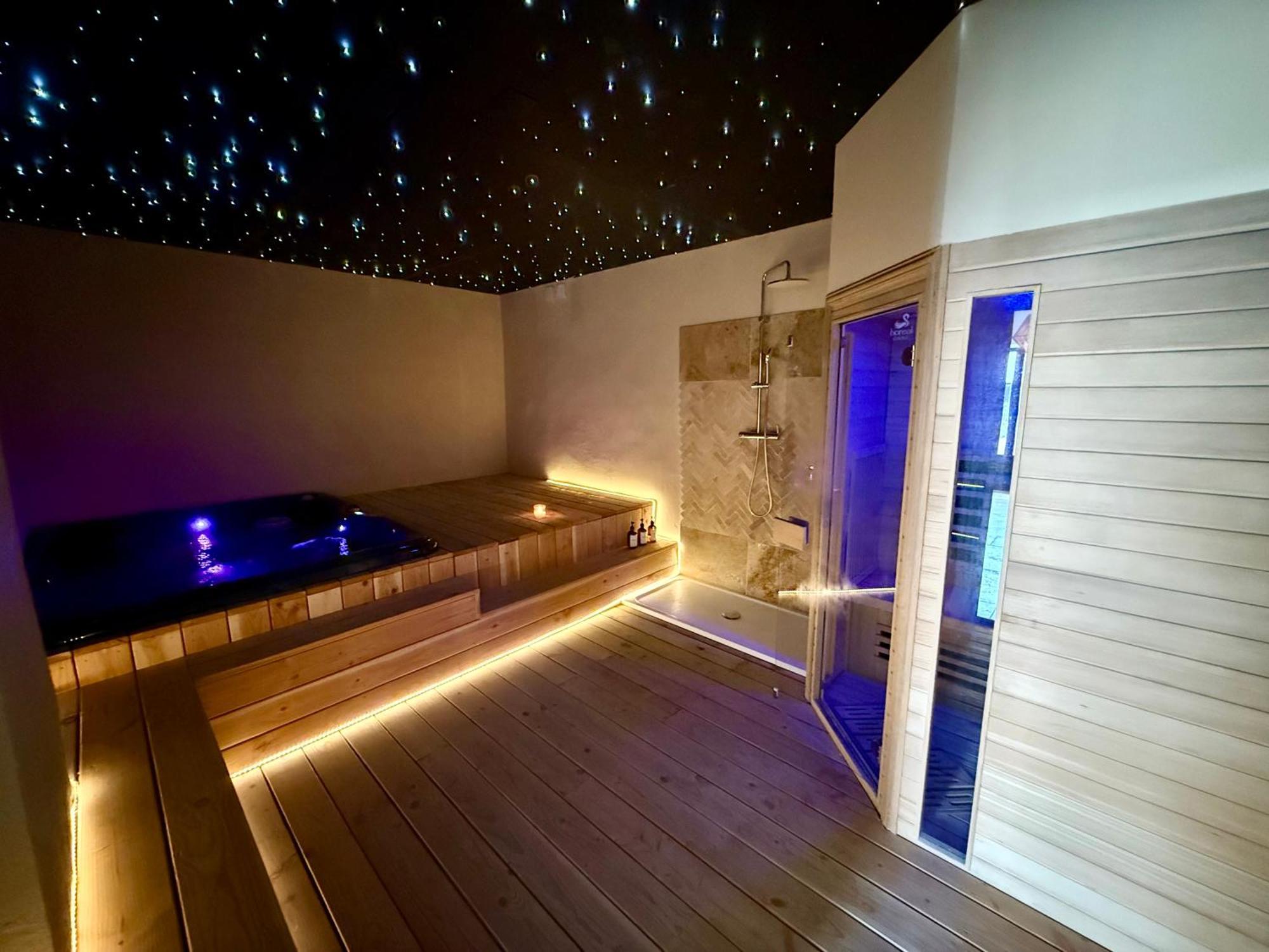 سُت La Maison De Ville - Piscine - Spa المظهر الخارجي الصورة